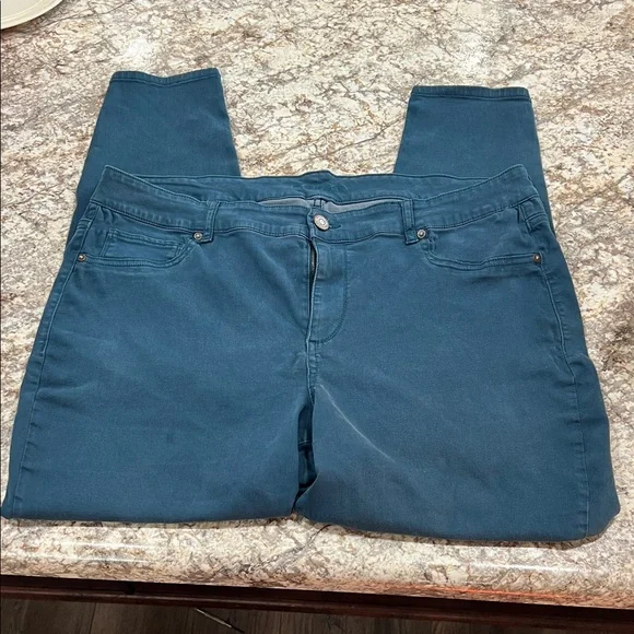 Maurices Blue Skinny Jeans for Women - Picture 1 of 4